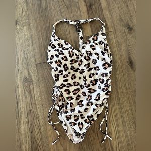 Never worn leopard one-piece swimsuit Kona Sol size L